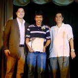 Franklin Castro of PDSPO receives a 25-year loyalty service award